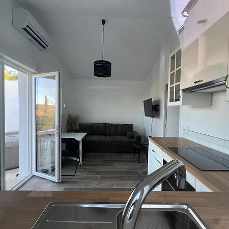 Maison T2 Avec Jaccuzi Wifi Parking Saint-Cyr-sur-Mer Kültér fotó