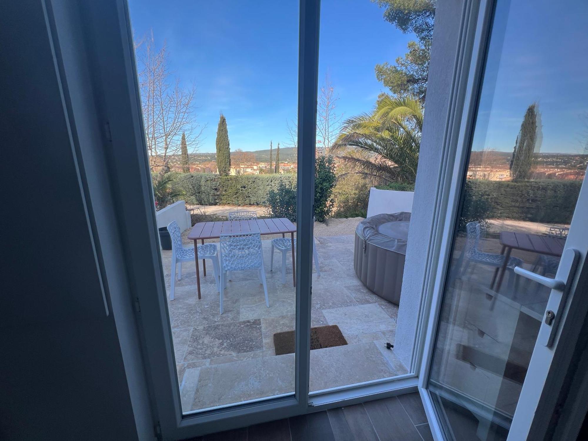 Maison T2 Avec Jaccuzi Wifi Parking Saint-Cyr-sur-Mer Kültér fotó