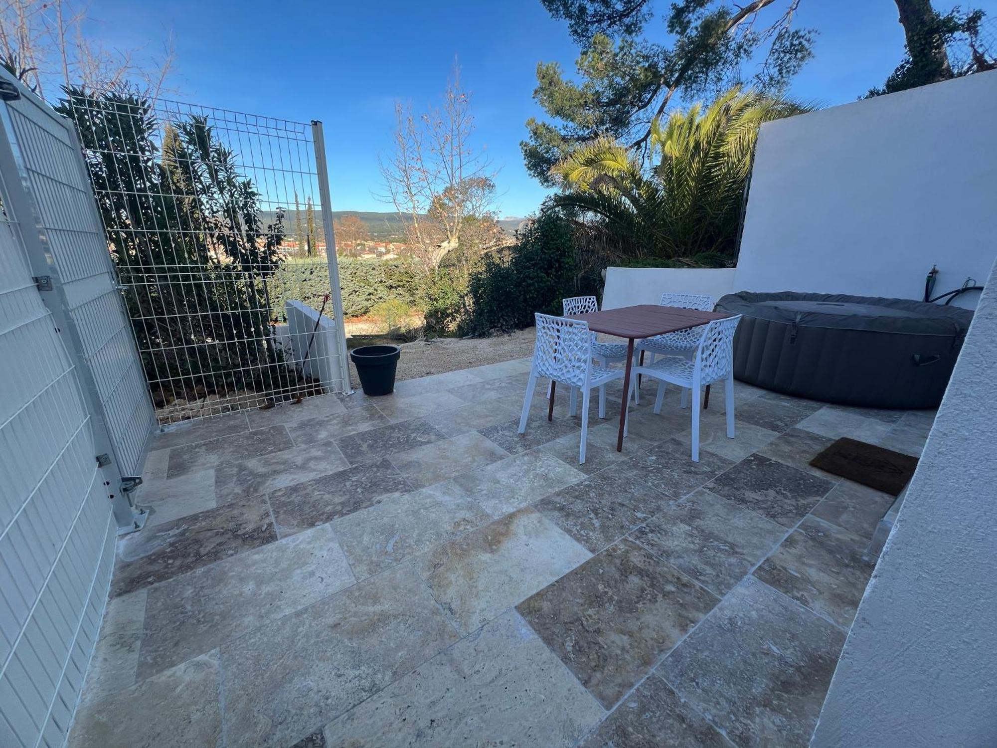 Maison T2 Avec Jaccuzi Wifi Parking Saint-Cyr-sur-Mer Kültér fotó